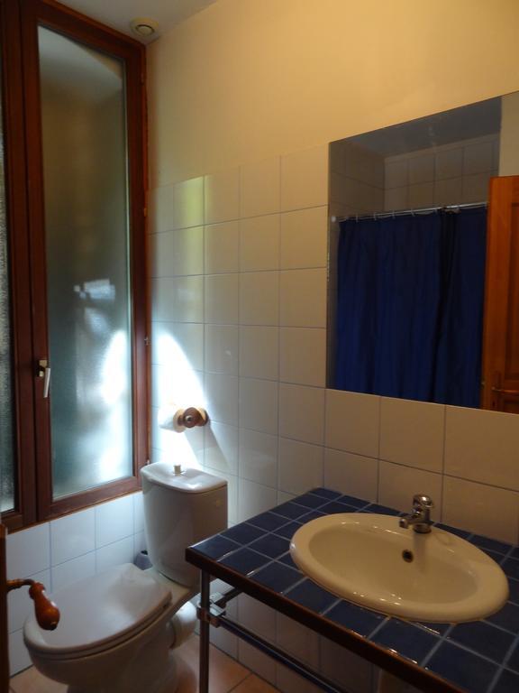 Les Santolines Hotel Cucugnan Quarto foto