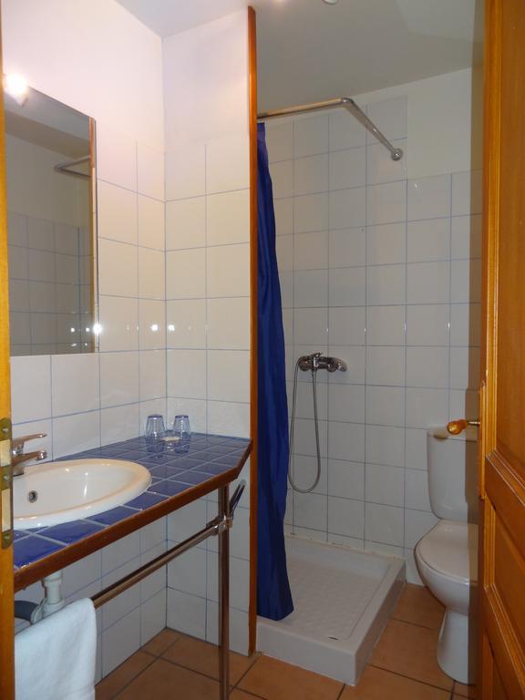 Les Santolines Hotel Cucugnan Quarto foto
