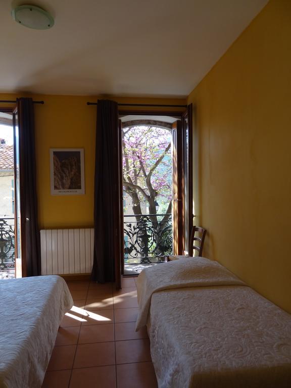 Les Santolines Hotel Cucugnan Quarto foto