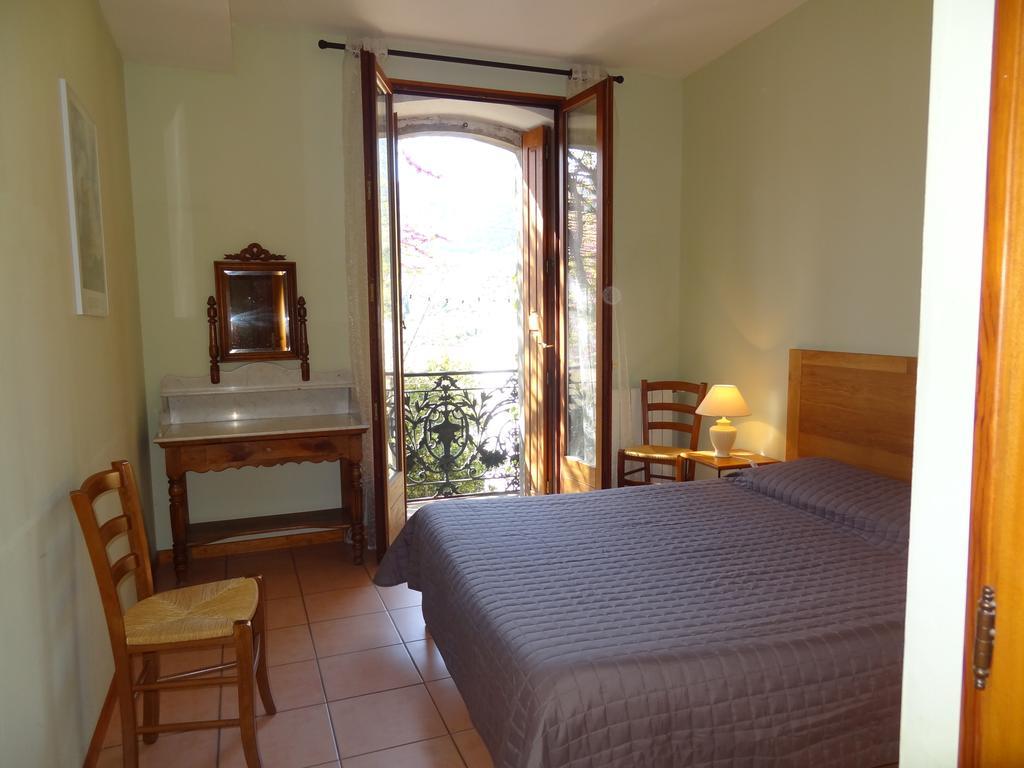 Les Santolines Hotel Cucugnan Quarto foto